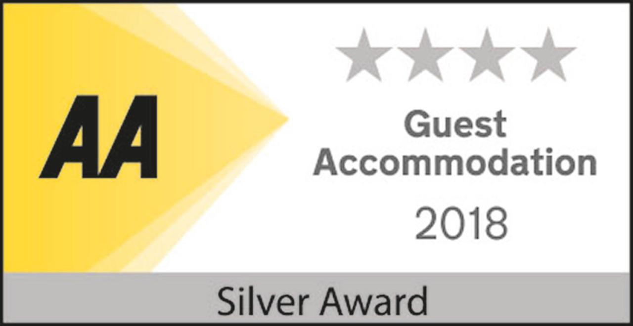 The Penellen Guest Accommodation Room Only Хейл Екстериор снимка