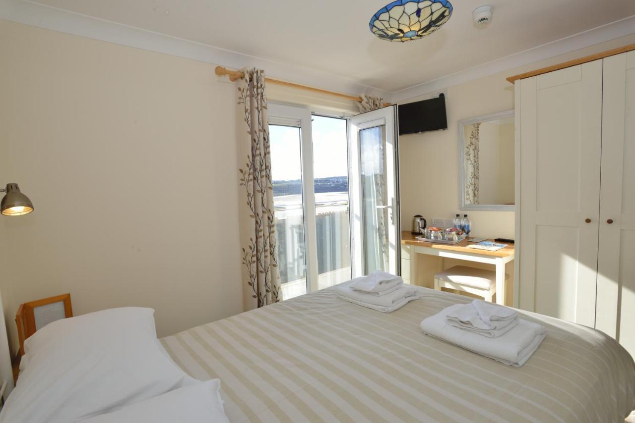The Penellen Guest Accommodation Room Only Хейл Екстериор снимка